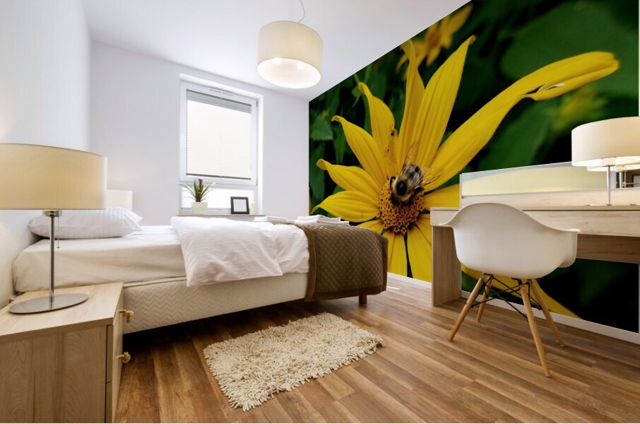 Bumblebee On Helianthus Mural print