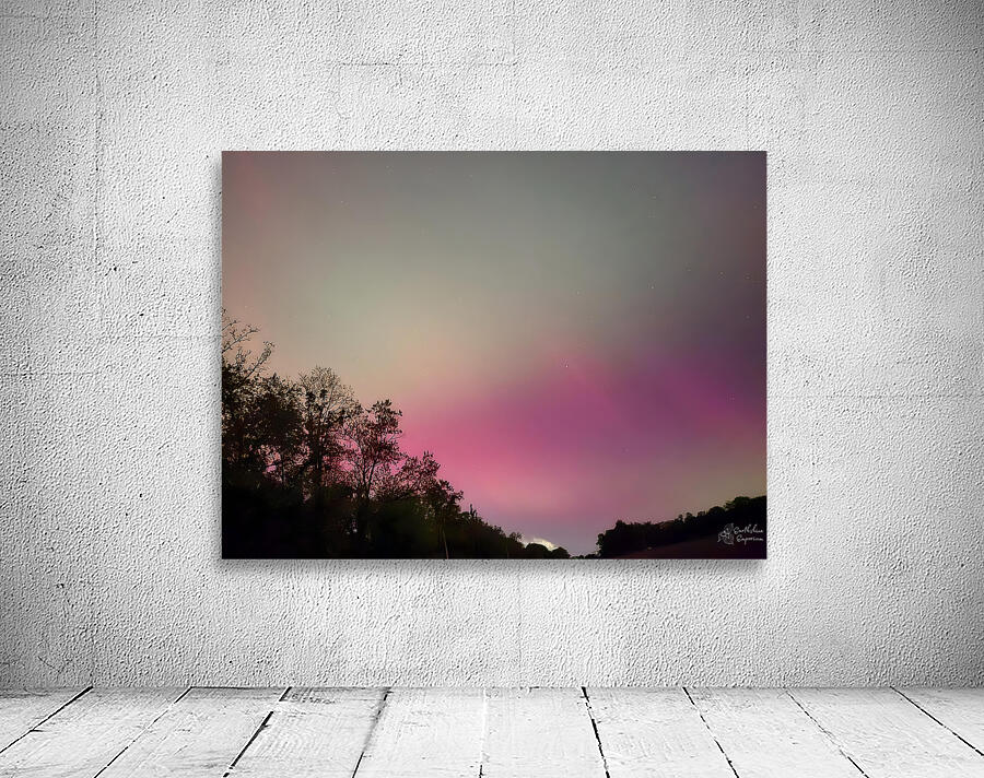 Aurora 3 by Earthshine Emporium