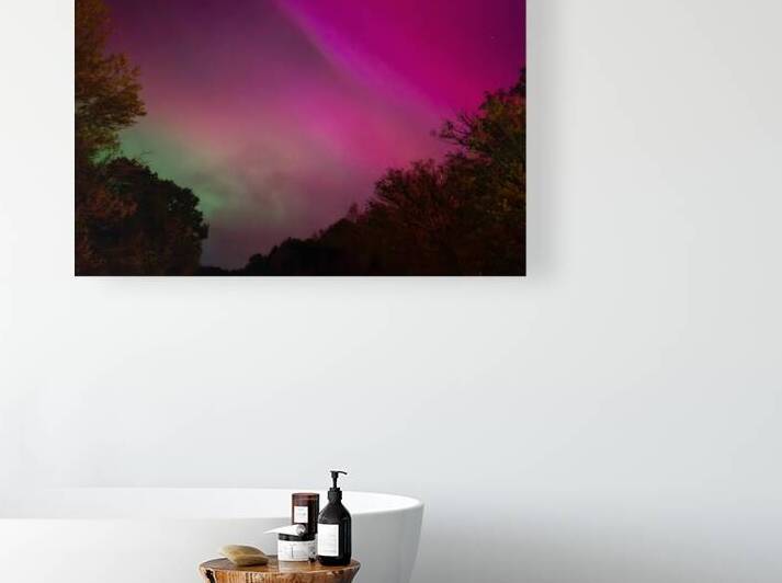 Aurora 5 by Earthshine Emporium