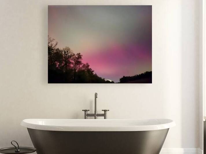 Aurora 3 by Earthshine Emporium